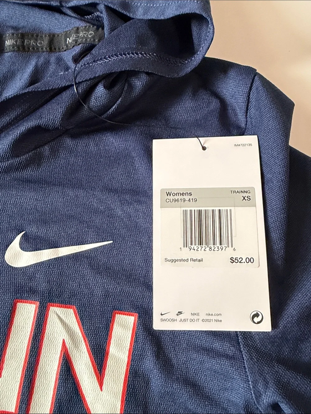 Women’s XS UCONN HUSKIES TRACK & FIELD NIKE DRI FIT HOODIE NAVY BLUE NWT NEW TOP